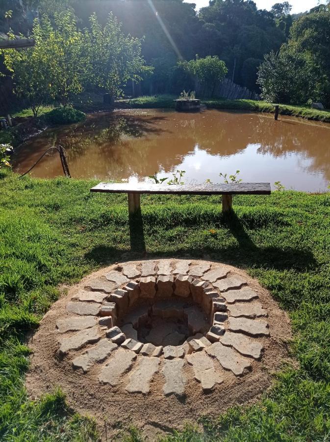 Chacara Recanto Das Pedras Para 8 Pessoas Serra Negra  Dış mekan fotoğraf
